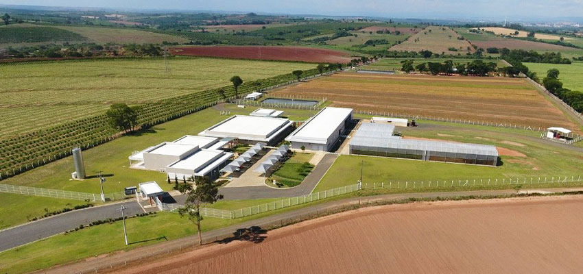 Imagens aéreas do LARC - Centro de Pesquisas da América Latina, da Sumitomo Chemical em Mogi Mirim/SP. 